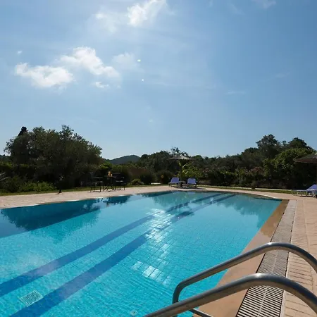 Adonis Villa